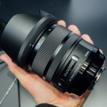 Объектив SIGMA 24-70mm F2.8 DG OS HSM Art фотографии